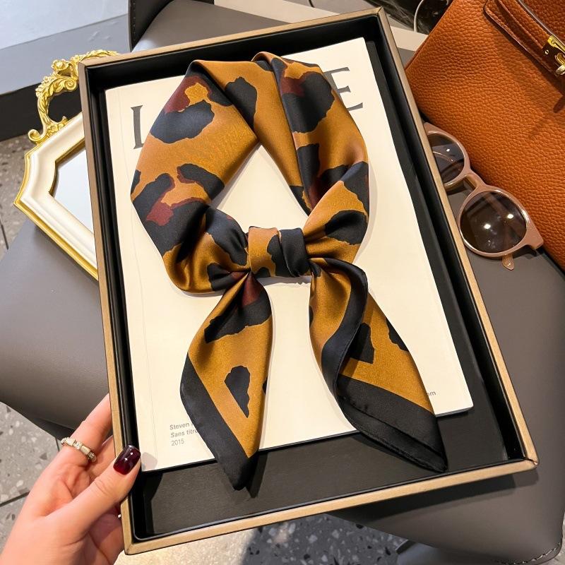 High-end large square scarf silk scarf women's new versatile neck summer thin bag head mother scarf with shawl