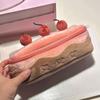Милая плюшевая сумка для ручек Cherry Cake Изысканное хранилище Большая емкость