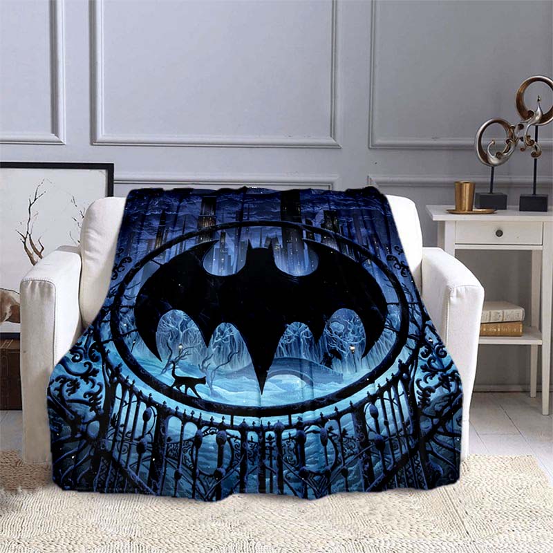 Minimalist Batman Flannel Blanket, Lightweight and Breathable Polyester Blanket, Home Textile Decoration.