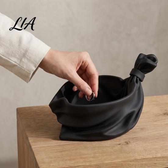 Small Jewelry Organizer 3D Printed Gift Bag Shaped Storage Tray, Pleated Catchall Bowl for Candy, Item Festive Table Centerpiece Entryway Shelf, Xmas