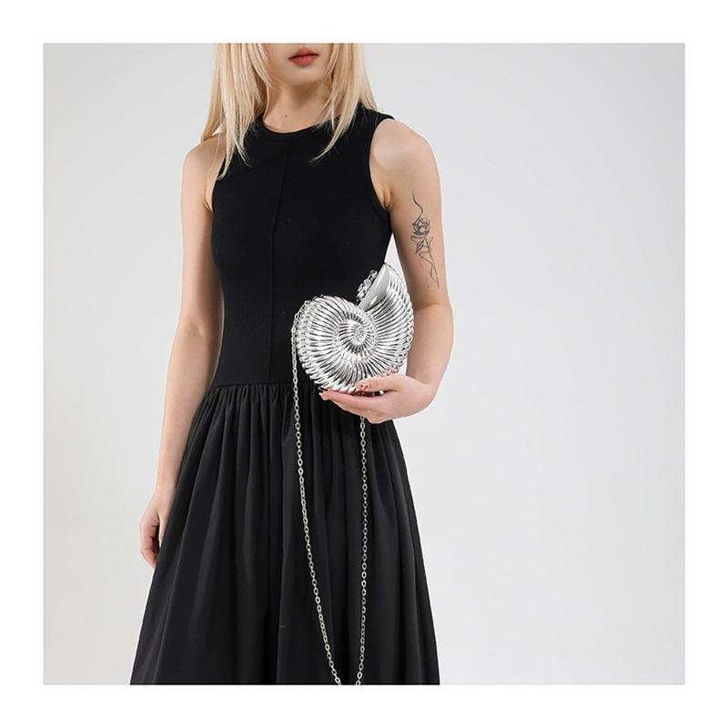 Acrylic Seashell Design Fashion Messenger Bag Stylish Shoulder Crossbody Chain Bag Perfect For Everyday Use And Special Occasions