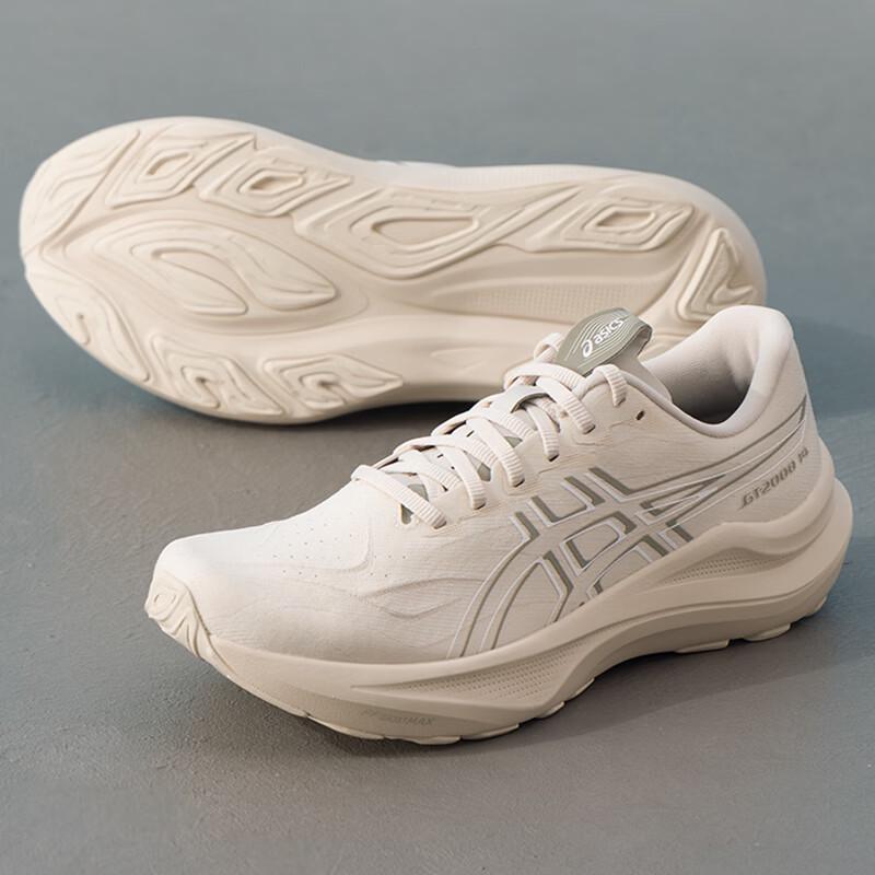 Asics Нейтральные беговые кроссовки для мужчин 1011C056-250