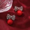 Серьги-иглы из серебра 925 пробы с красным жемчугом и бриллиантами — нишевый дизайн, легкая роскошь, рождественский европейский и американский стиль