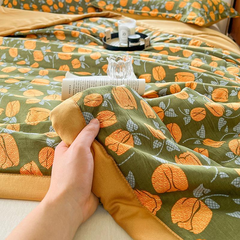 Flower Printed Summer Thin Comforter Comfortable And Breathable Queen/King Size Air-Conditioned Comforter Anti-Mite Summer Quilt