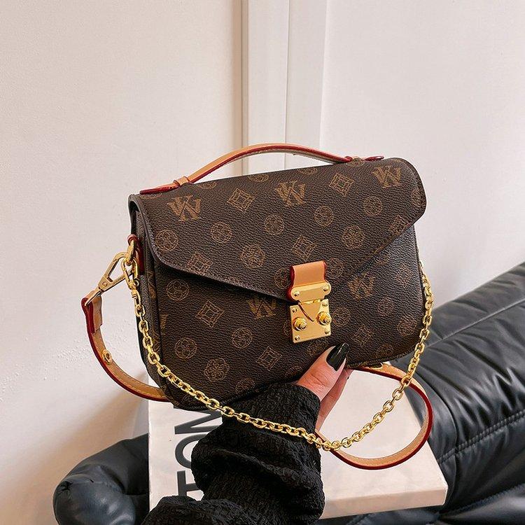 Сумка через плечо простая модная ретро женская сумка 2024 новая персонализированная повседневная текстура иностранный стиль косой пролет маленькая квадратная сумка