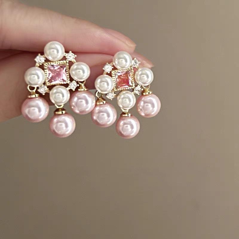 Богемные розовые серьги-кисточки с цветком из бисера и жемчуга