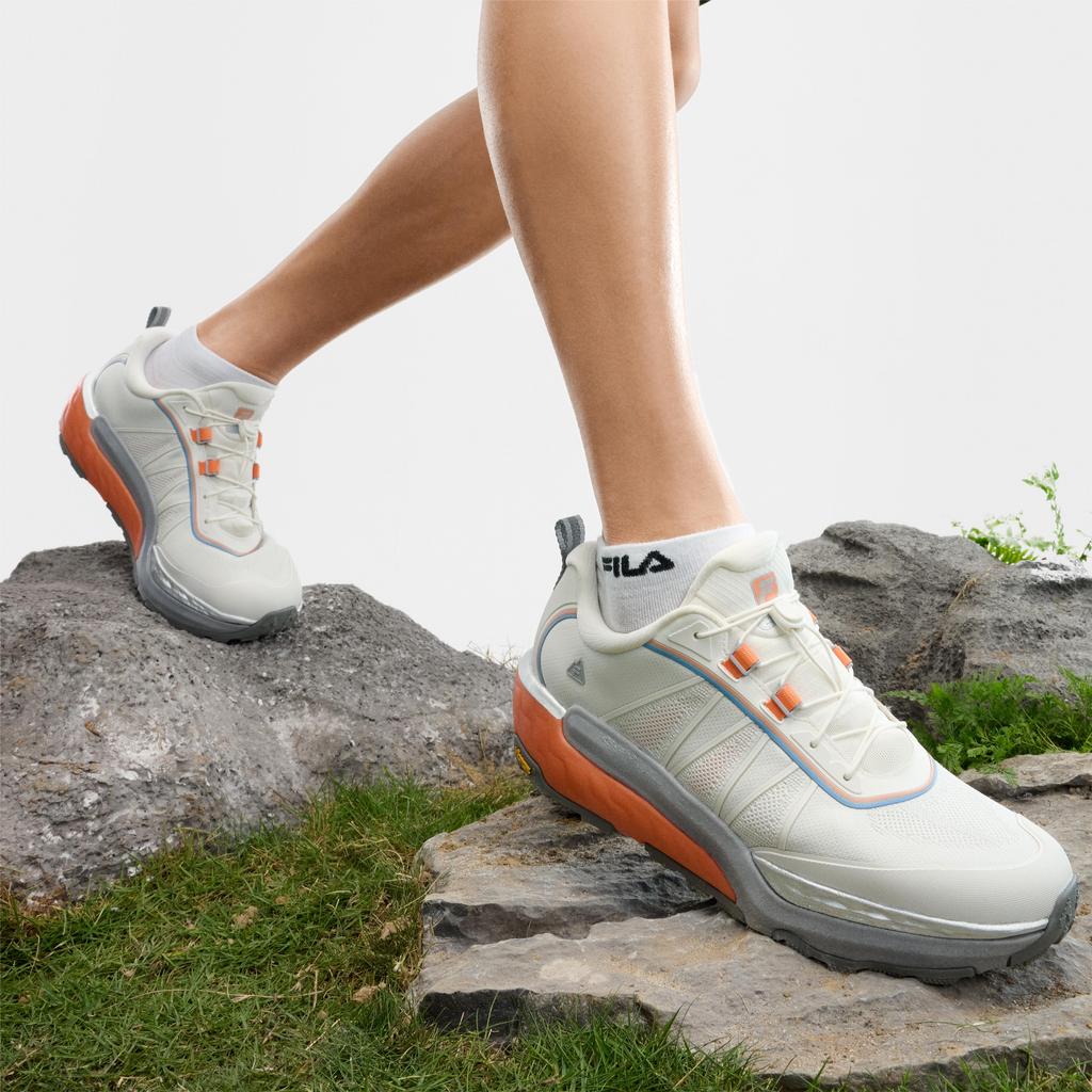 Fila Легкая атлетика Удобные Амортизирующие Прочные Низкие Кроссовки для улицы Мужская обувь Белая A12M421203FBB