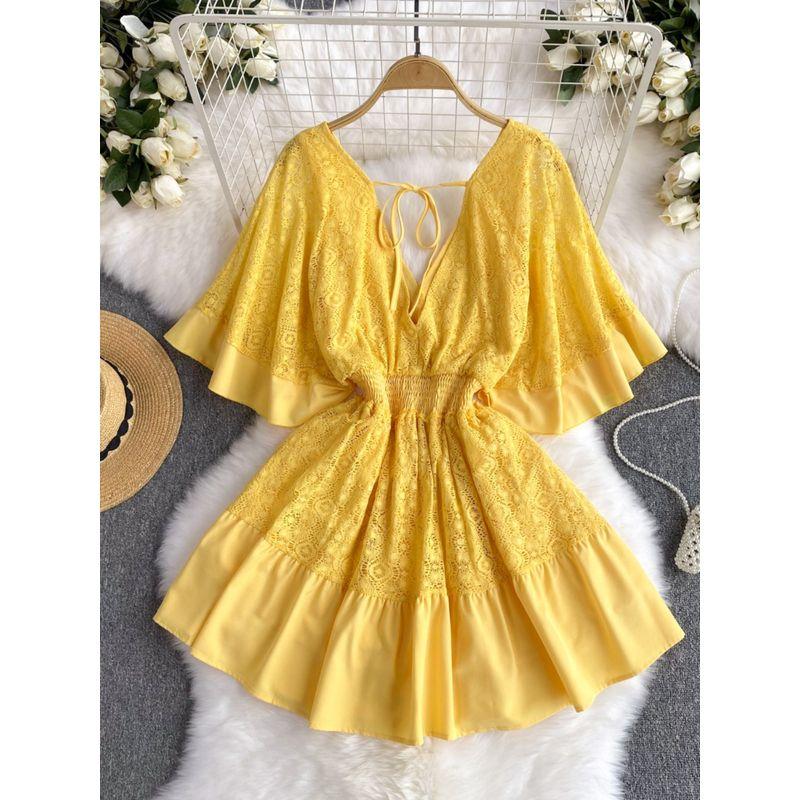 Vacation Style 2024 Summer New Arrival Niche Style Sexy Deep V-neck Lace Patchwork Waist-Slimming Sweet Flare Sleeve Dress