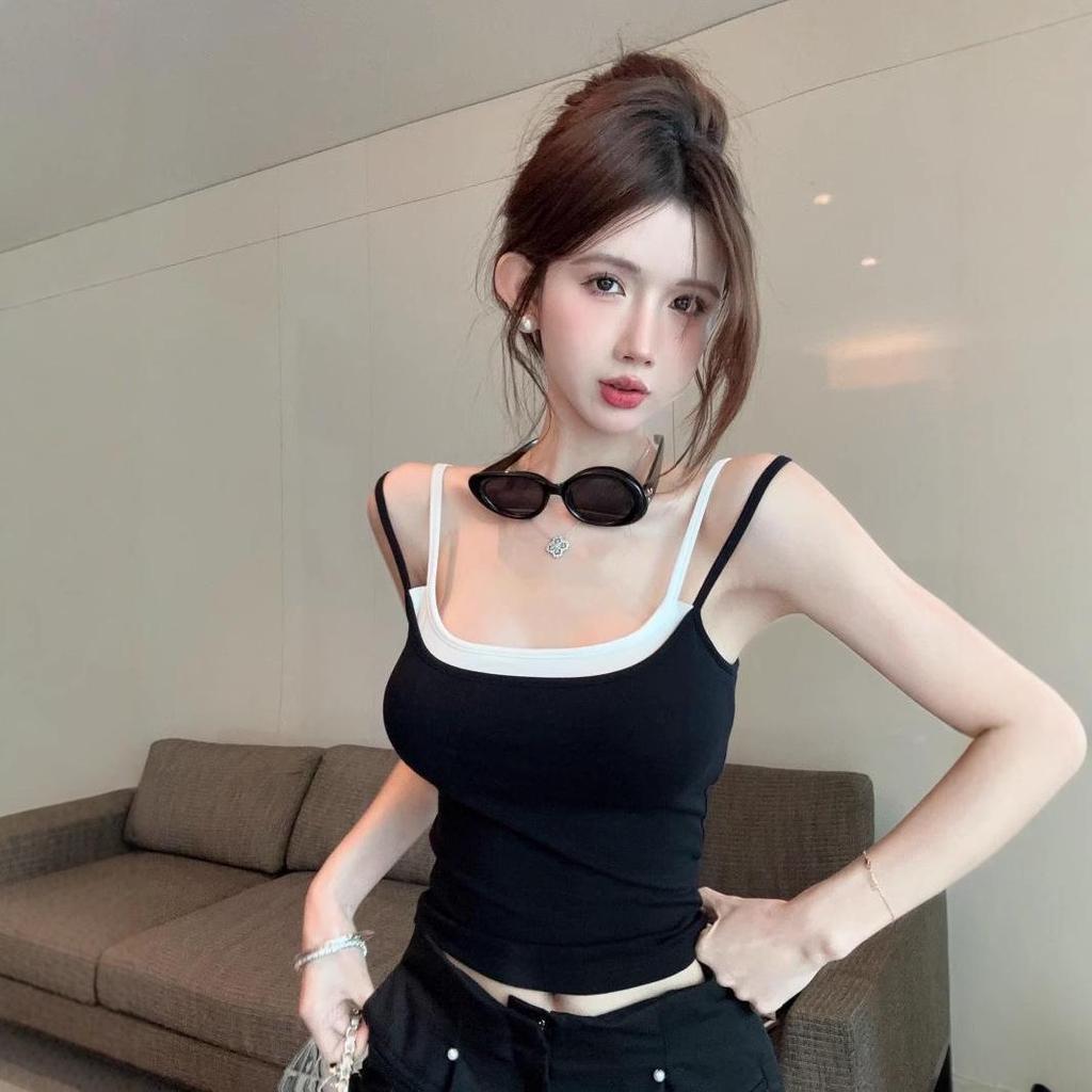 Женская черная майка-камезоль с эффектом двухслойности и нагрудными вкладышами - уникальный тайский дизайн, милый и пикантный короткий топ