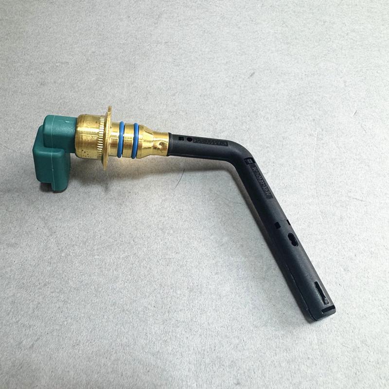 Brand New Car Oil Sensor Oil Level Sensor for Volvo V70 V40 S80 S60 30758086