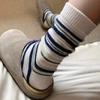 Женские осенне-зимние теплые ретро контрастные полосатые носки средней длины