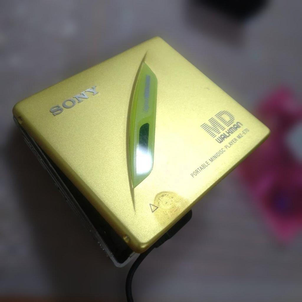 Used [Beautiful Condition] SONY MZ-E70 Portable MD Player Tested Working Yellow