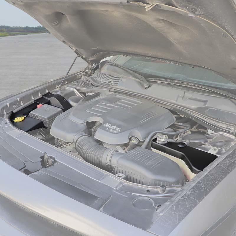 Car Engine Protective Cover Kit Wiper Spray Bottle Cover Plate Coolant Pot Cover For Dodge Challenger 2015 Up ABS Interior Accessories