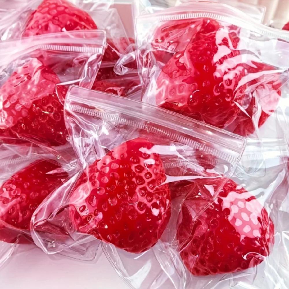 Hot Sale Strawberry Mango Fruit Squeeze Toys Kawaii Sticky Stress Fidget Toy Desk Accessory