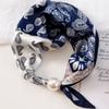 Polyester Pearl Decoration Scarf Chic Magnetic Buckle Scarf High End Lazy Scarf  Office Wear