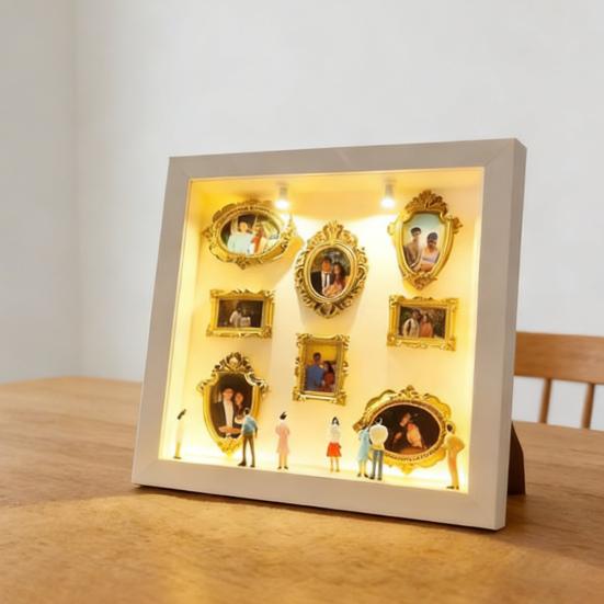 DIY Мини-музей в коробке с маленькими золотыми рамками Фигурками Лампами Фоторамкой Шкатулкой для воспоминаний Семьи Витрина для демонстрации Домашний декор