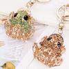 Брелок Золотая Жаба: Подвеска-талисман Пожиратель богатства в китайском стиле со стразами