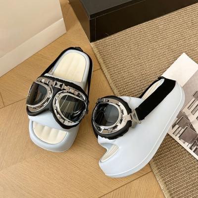 Популярные однословные верхние вещи, подчеркивающие крутые тапочки, женские 2025 новая мода, вне ниши, супермягкие тапочки на толстой подошве, женские