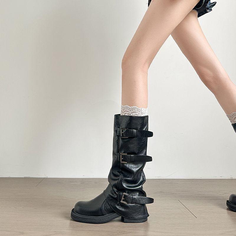 Ботинки на толстой подошве с плиссированным коротким голенищем в стиле Spice girl, осень 2025, новый нишевый дизайн, тонкие ботинки мартин, ботинки-трубы для брюк, женские