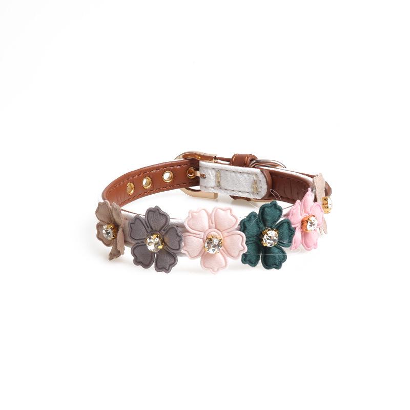 New Bling Dog Collar Flower Design PU Pet Collar for Small Medium Dogs Cat Collar Dog Collars Cat Harness