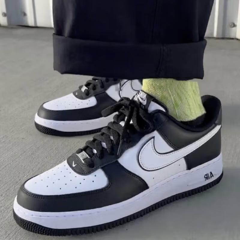 Nike Детские кроссовки Air Force 1 07 GS Panda Black White DV1621-001