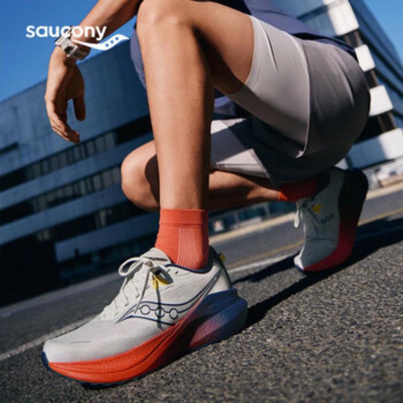 SAUCONY Стабильные беговые кроссовки Marshal 2