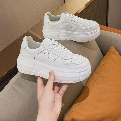 Женские повседневные белые кожаные кроссовки на платформе Uncle's Da Vinci — весна 2024 г. Стиль, визуально увеличивающий рост