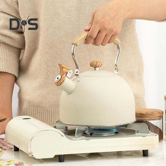 Чайник объемом 2,5 л, нержавеющая сталь, встроенный свисток, герметичный, пищевой, матовый, без запаха, эффективная теплопроводность, термостойкая ручка, газовая индукция.