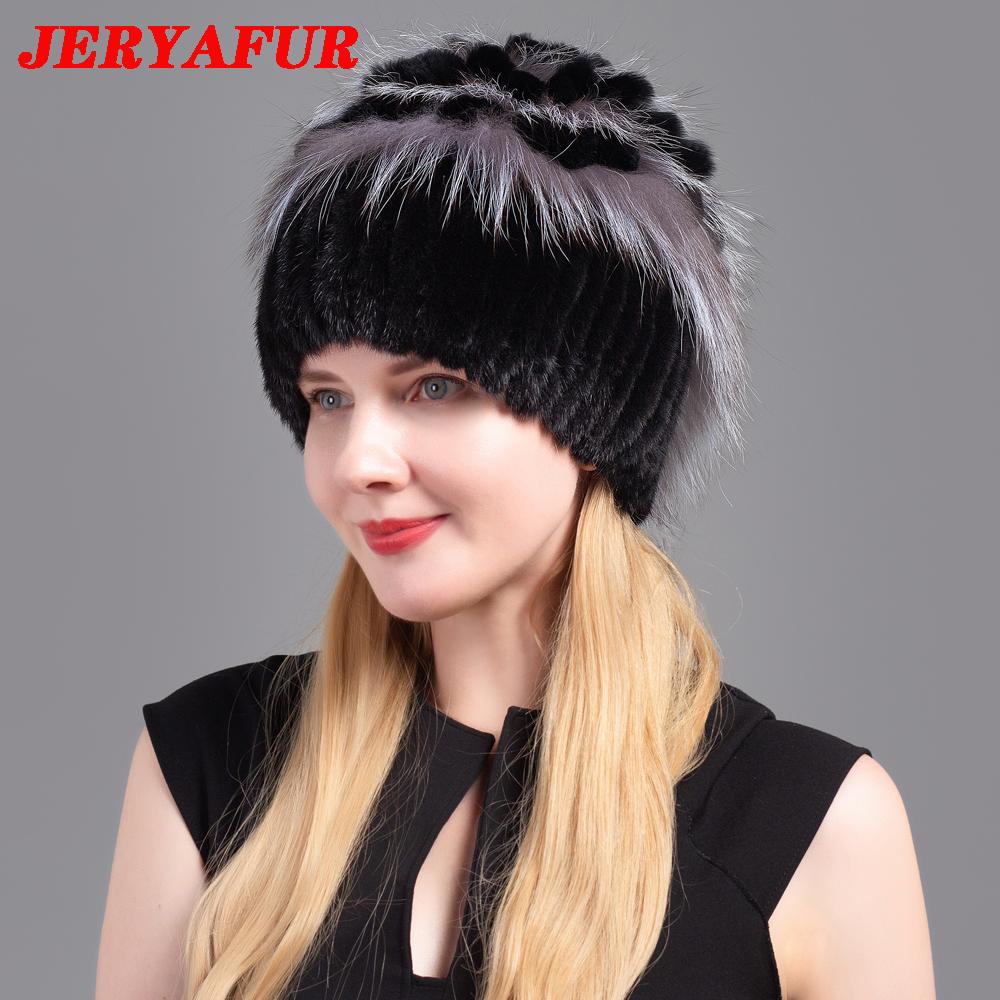 Женская зимняя шапка из меха кролика