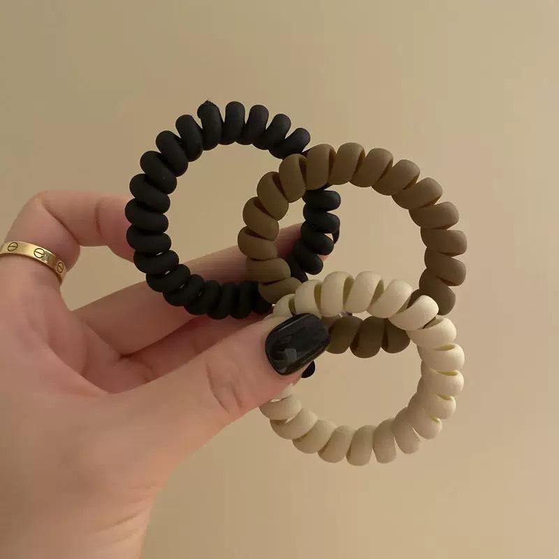 Elastic Hair Ties - No-Pull, Versatile & Stylish for 2024