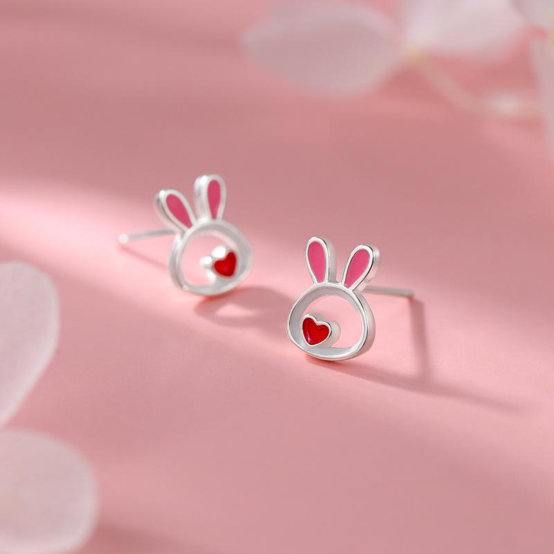 Rabbit Stud Earrings Women's Light Luxury Niche Design Sense Natal Year Heart Rabbit Earrings Summer
