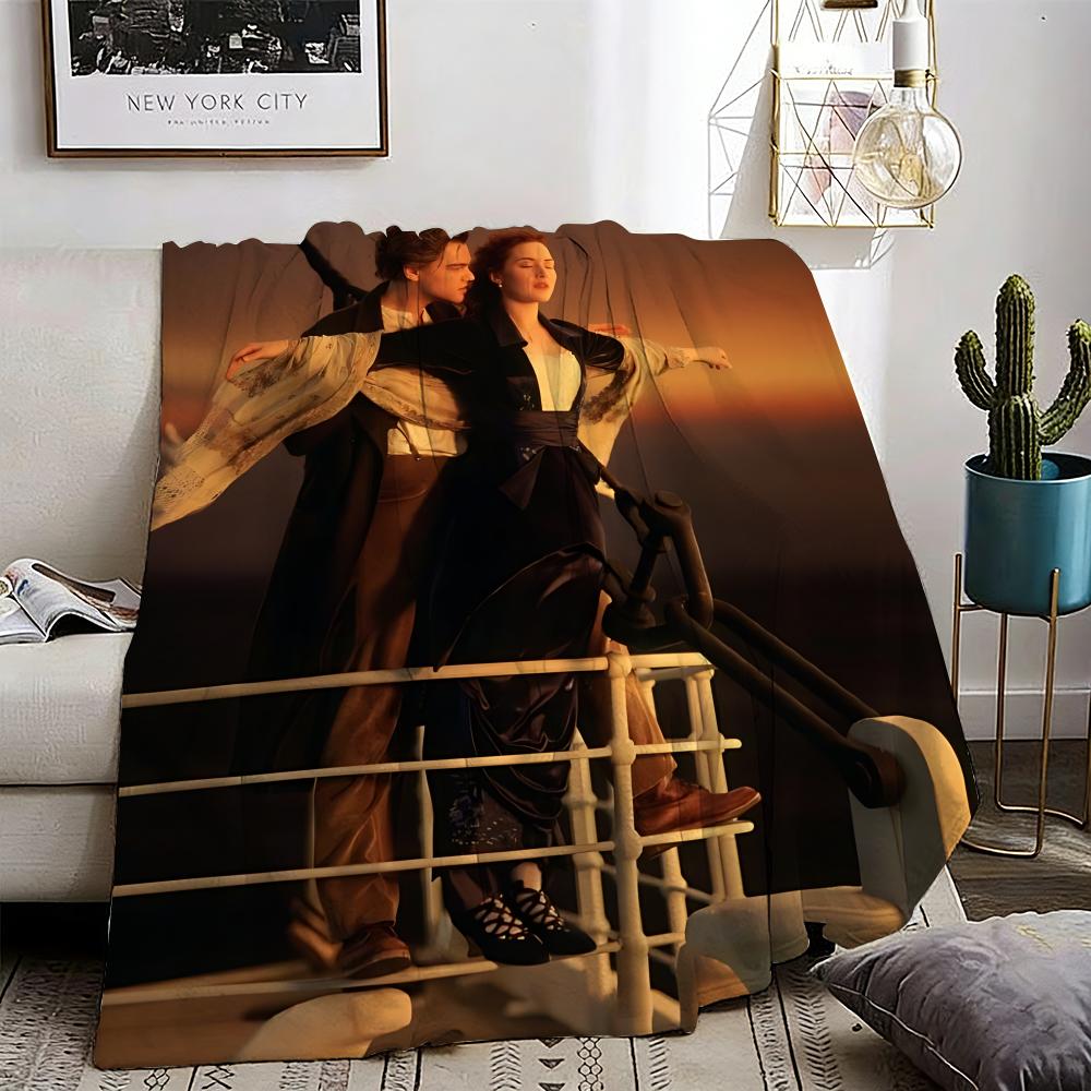 Classic love movies Titanic Throw Lightweight g Flannel Blanket Soft Skinfriendly for Summer Cooling