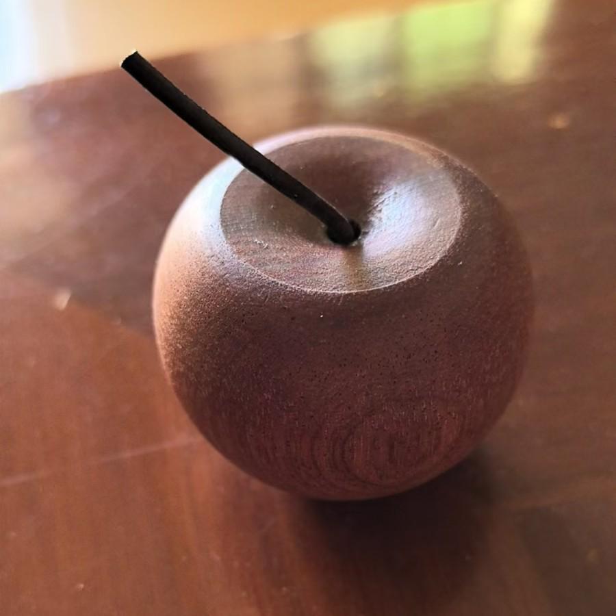 Small Wooden Aroma Diffuser Ornament for Office Fragrance