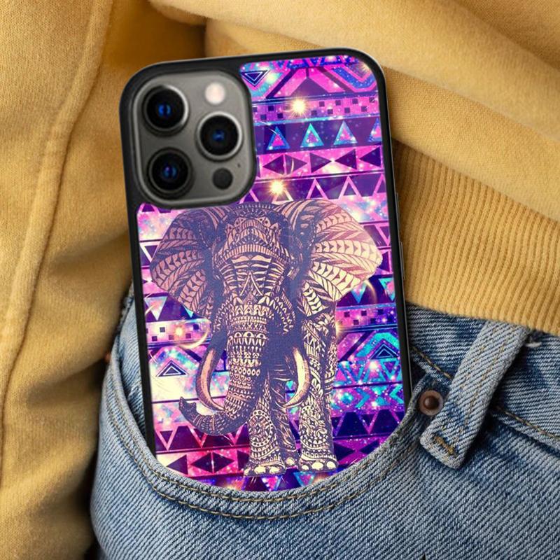 Totem Aztec Elephant Soft Phone Case for iPhone 17 Air 16e Pro max 15 Pro 13 14 Plus 11 12 MagSafe Magnetic Coque