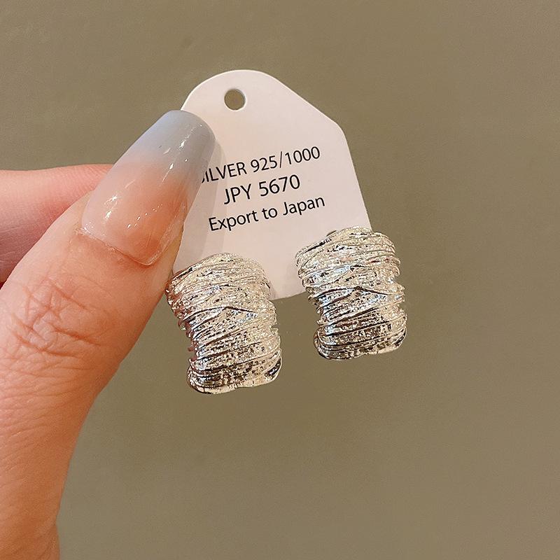 Silver needle pleated ring geometric earrings individuality simple cold wind stud earrings niche design temperament earrings