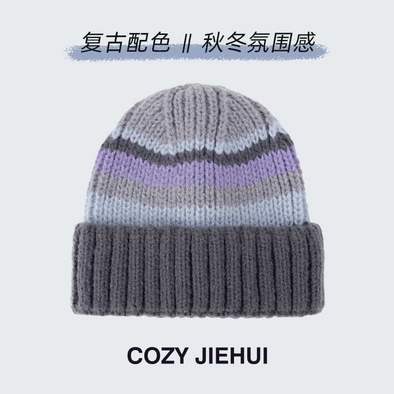 Winter women's hats high-end warm knitted hats show a small face retro autumn and winter wool hats men's headgear hats