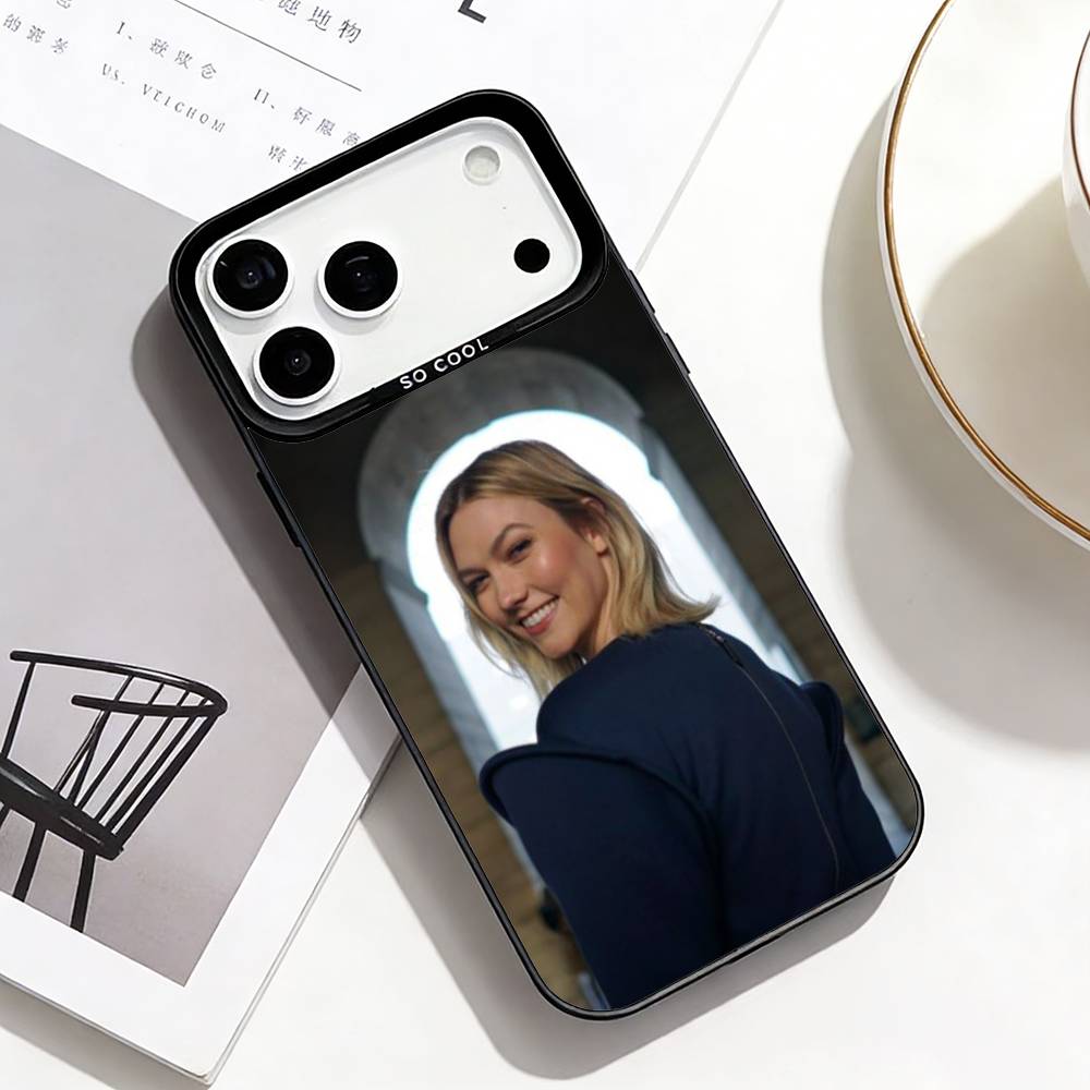 Легкий Шикарный Образ Чехол для Телефона Karlie Kloss Для iPhone17,16,15,14,13,12,Pro Max Черного Цвета Внутри Покрыт Серебром