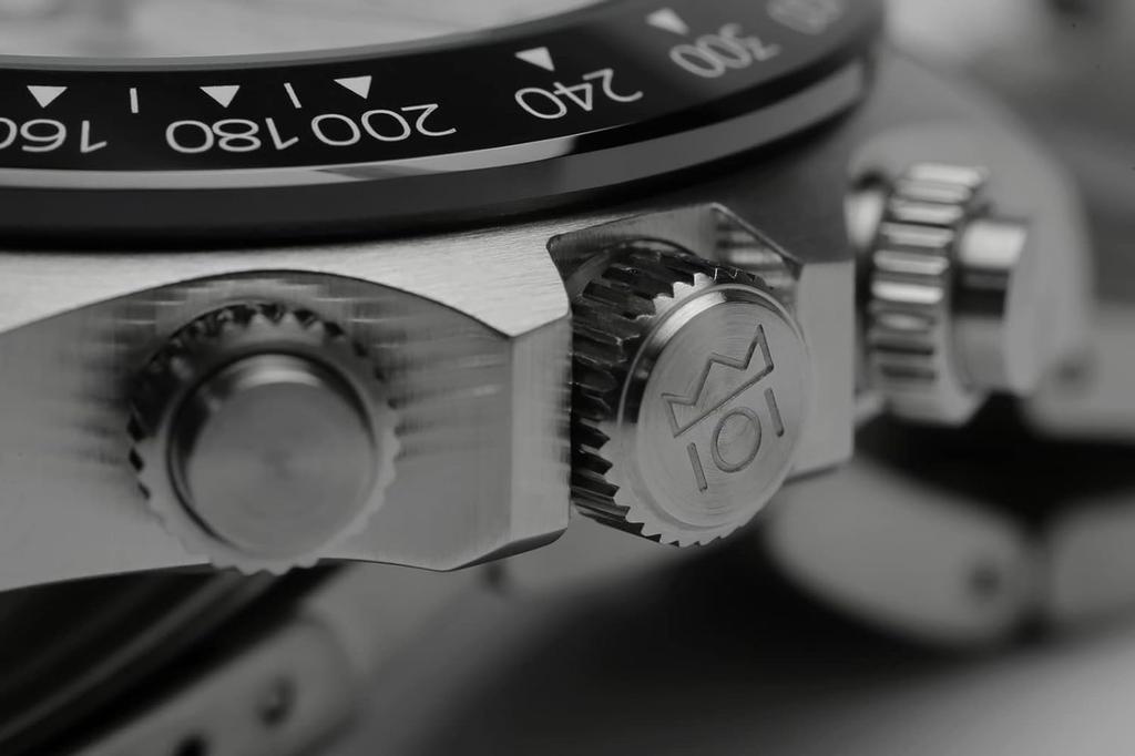 [HYAKUICHI 101] No.11 Hyakuichi Diver's Chronograph Ceramic Bezel Black X Matte White BKWH