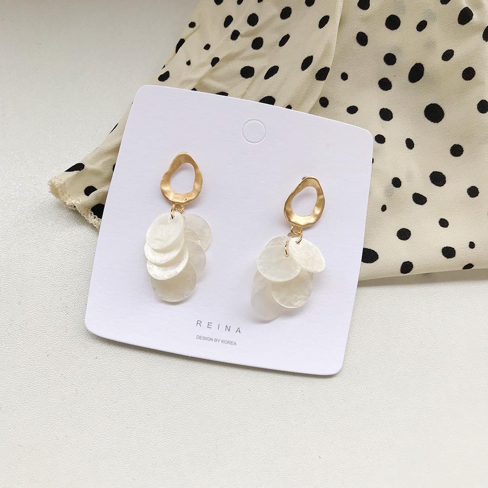 Серьги-кисточки из натуральных ракушек Dongdaemun из Южной Кореи с матовым металлом, весенняя коллекция