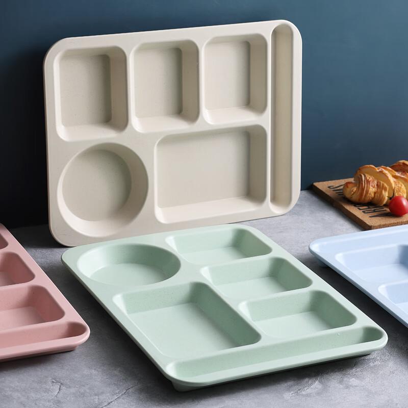 Набор partitioned тарелок с миской из пшеничной соломы