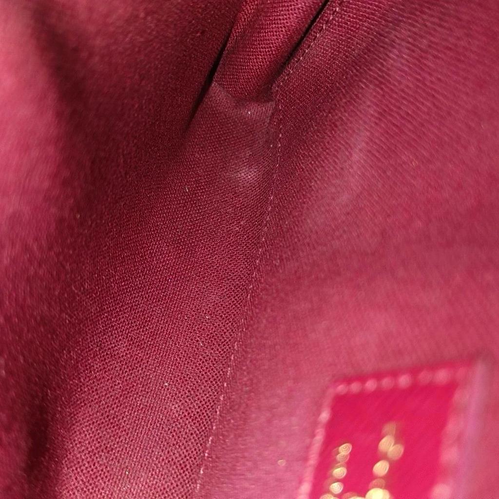 [Б/У] Сумка Felicie Pochette Classic Monogram с покрытием из канвы и кожи, трехкомпонентная, на цепочке - Очень хорошее состояние #1I2JRHP