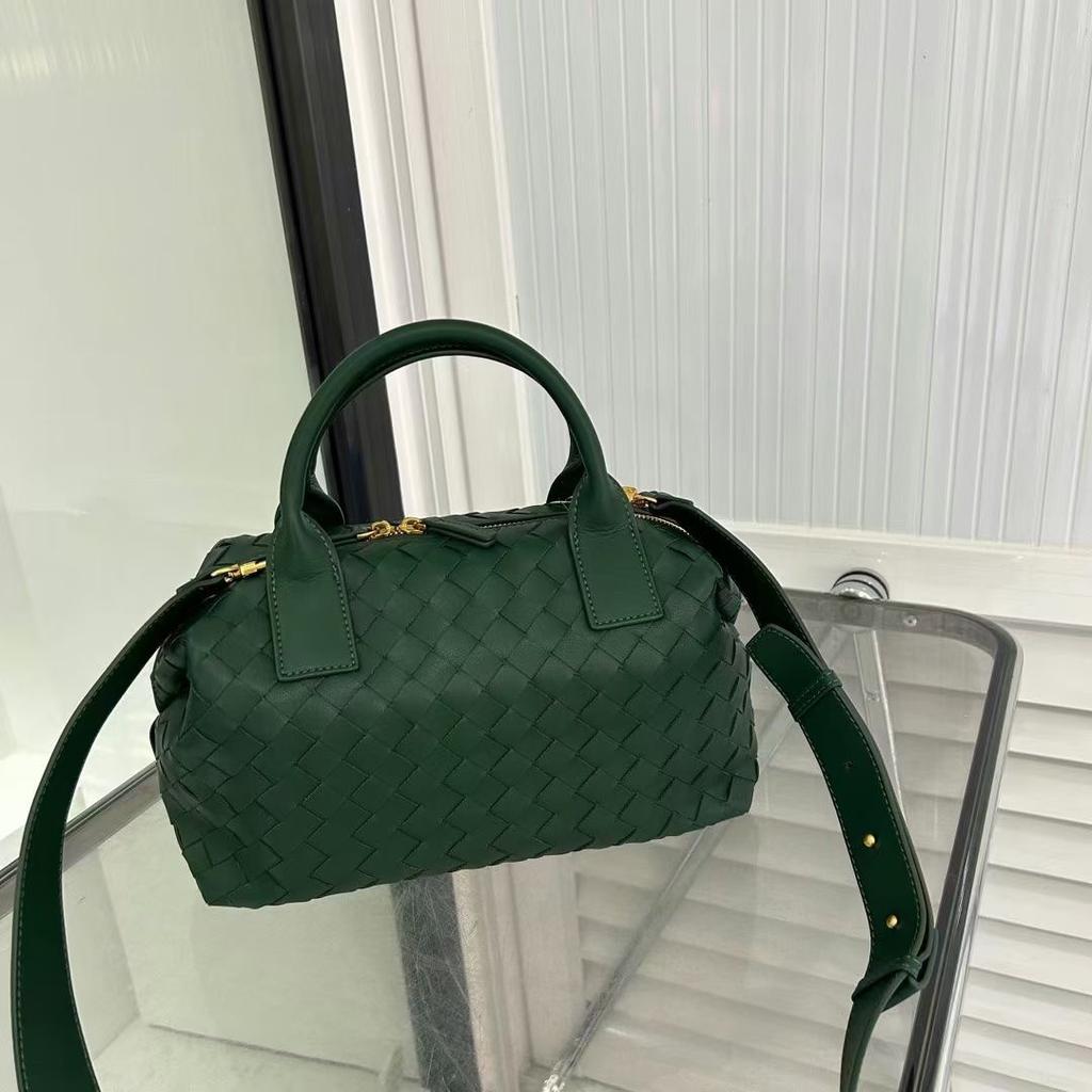 Cowhide Woven Bowling Bag Vintage Tote Bag Boston Bag Large Capacity Handbag Single Shoulder Crossbody Leather Women's Bag