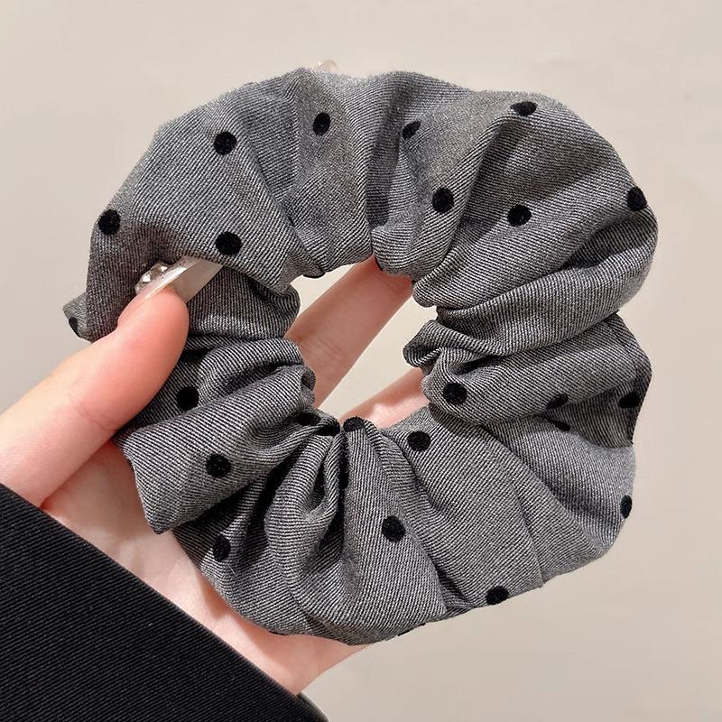Резинка-бантик для волос All-Match серого цвета в горошек