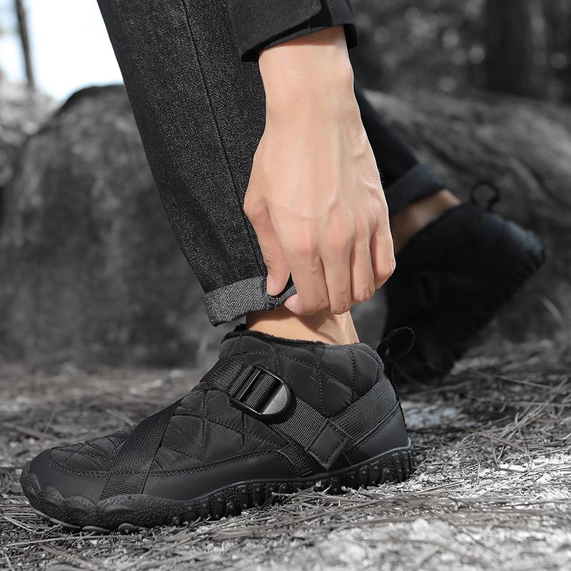 2025 Winter New Fashion Men's Boots Thickened Warm Cotton Shoes Short Plush Thick Soled Non-slip Male Sneakers Casual Snow Boots