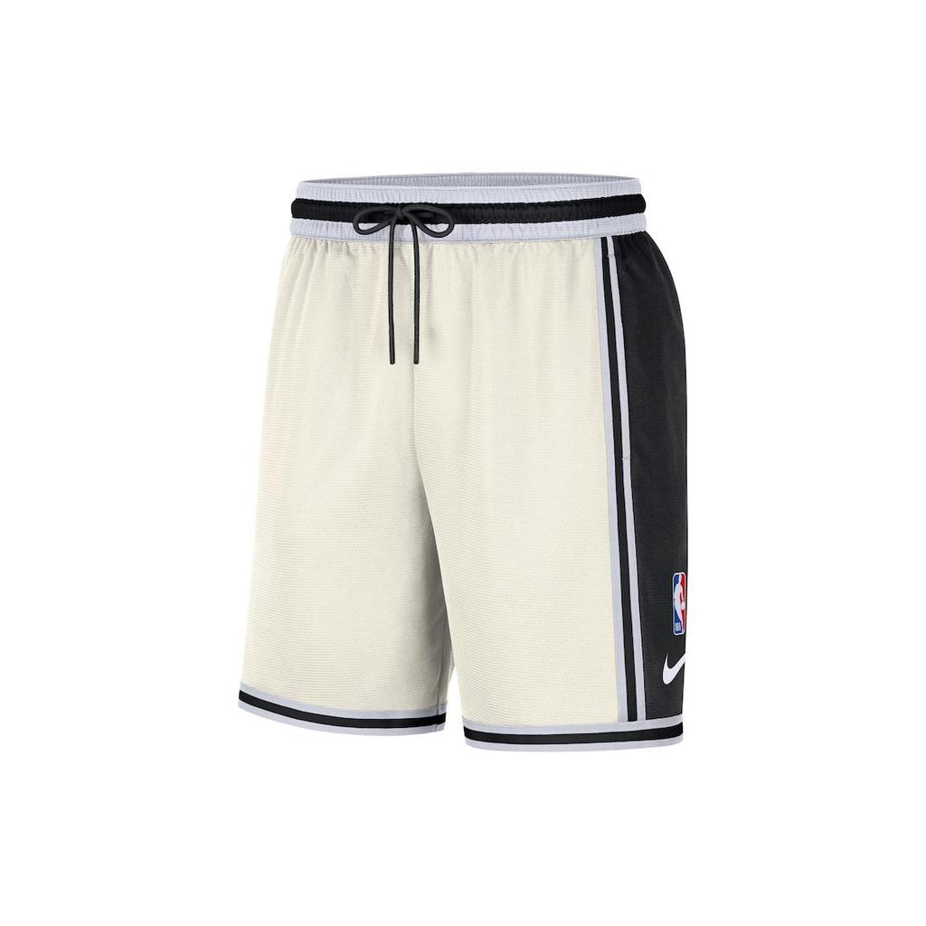Nike Спортивные шорты мужские белые средние DN8272-030