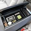 Органайзер для центральной консоли для Mercedes Benz EQE 350 Подлокотник Хранение Автомобильная коробка Лоток для центральной консоли ABS Аксессуары Коробка для хранения
