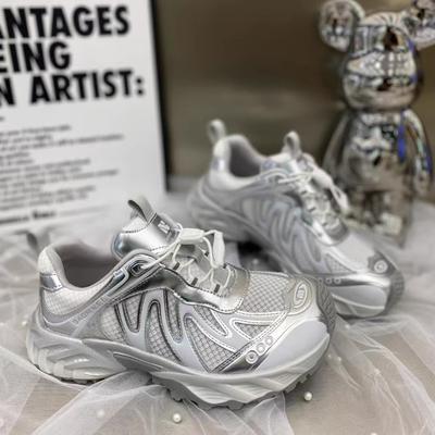 Женская обувь – Кроссовки