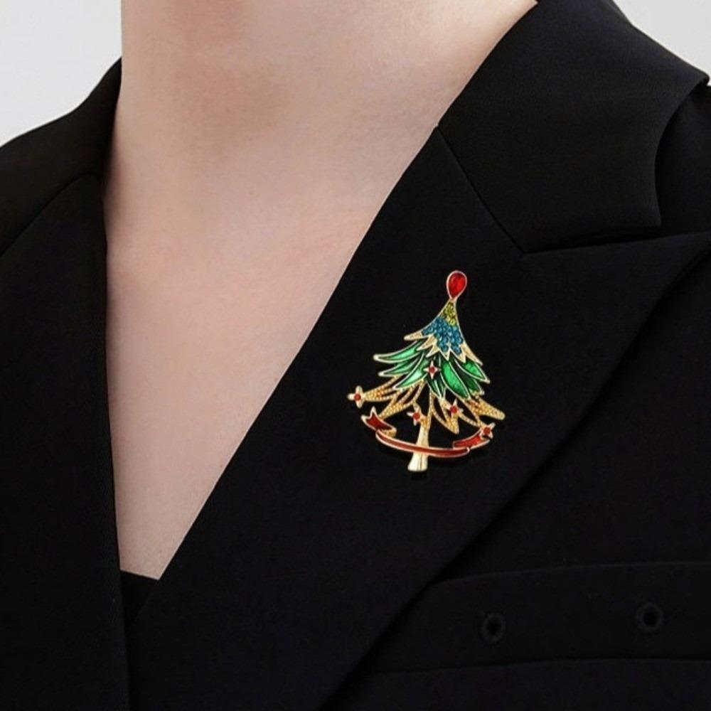 Cute Xmas Tree Lapel Pin Enamel Rhinestone Brooch Gift Christmas Brooch Women
