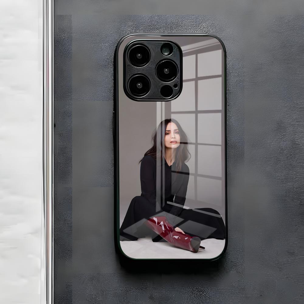 S-Sofia Carson Phone Case For IPhone 17 Air 16 E Pro Max 15 14 13 Mini 12 Pro 11 Max Plus Black Glass Cover
