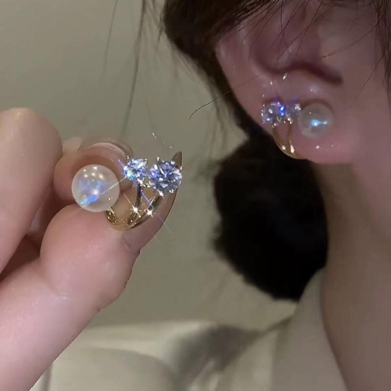 WUKALO New Elegant Gold Color Heart Pearl Stud Earrings Korean Fashion Jewelry For Woman Girls Accessories